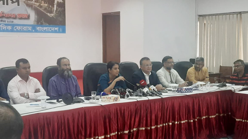 সুয়ারেজ ব্যবস্থাপনা ঠিক না হলে ঢাকার জলাবদ্ধতা নিরসন সম্ভব নয়: পরিবেশ উপদেষ্টা