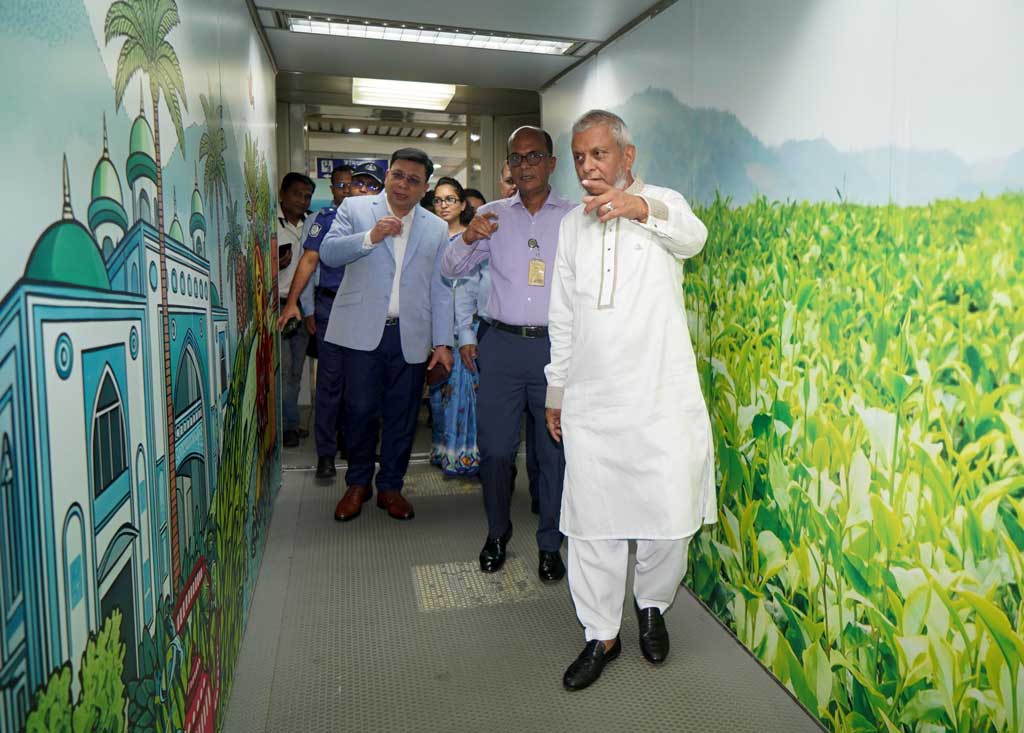মাজারের স্বচ্ছতা, জবাবদিহি নিশ্চিতে কোন ছাড় দেওয়া হবে না: প্রবাসীকল্যাণ মন্ত্রী
