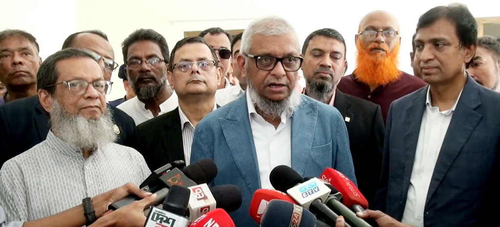 সৌদিতে প্রবাসীদের নিরাপত্তা পরিস্থিতির খোঁজখবর নেওয়া হচ্ছে: প্রবাসীকল্যাণমন্ত্রী