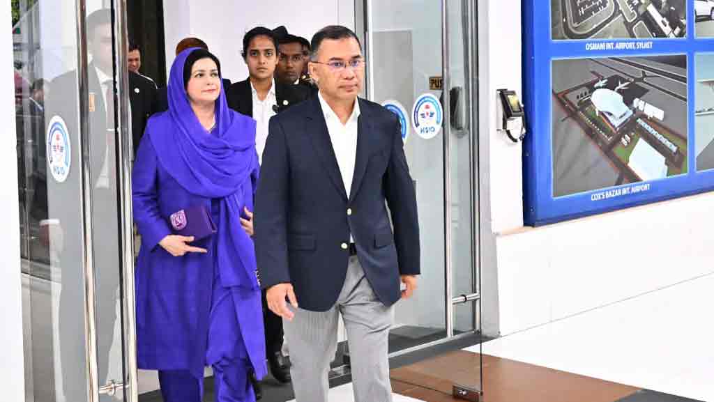 জাতিসংঘ সাধারণ পরিষদের অধিবেশনে যোগ দিতে নিউইয়র্কের পথে প্রধানমন্ত্রী
