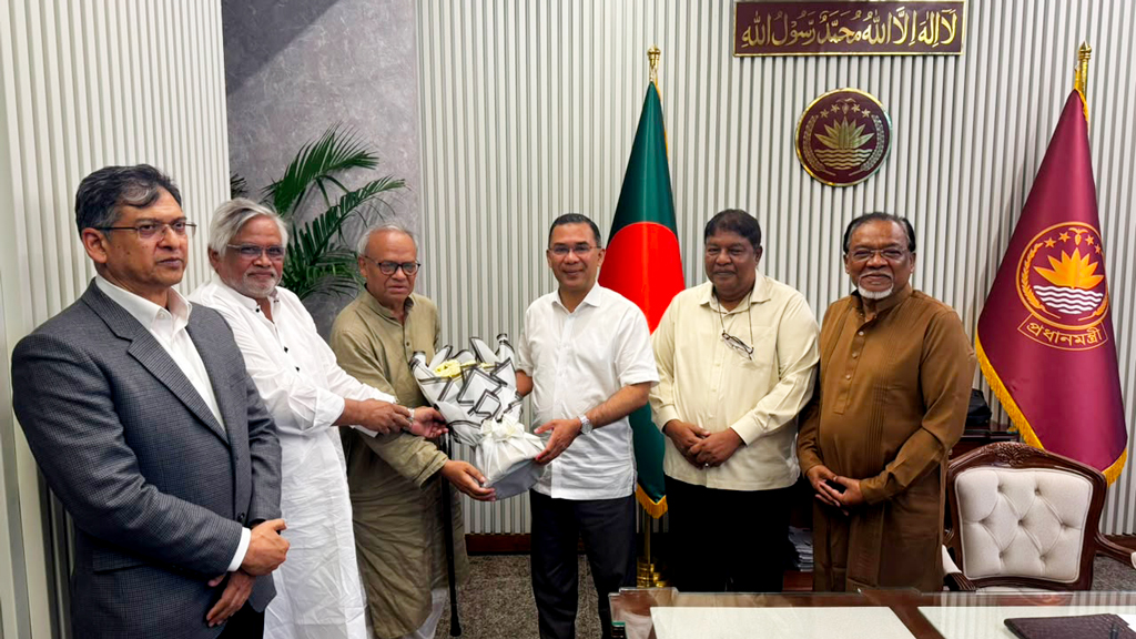 প্রধানমন্ত্রীর সঙ্গে সাক্ষাৎ করলেন বিএনপির স্থায়ী কমিটির নতুন চার সদস্য