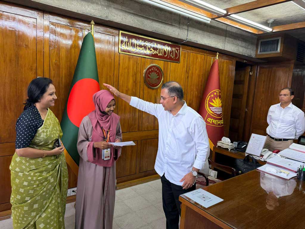 প্রধানমন্ত্রীর সহায়তায় অবশেষে চায়না মেডিকেল বিশ্ববিদ্যালয়ে ভর্তি হচ্ছেন ফাতেমা