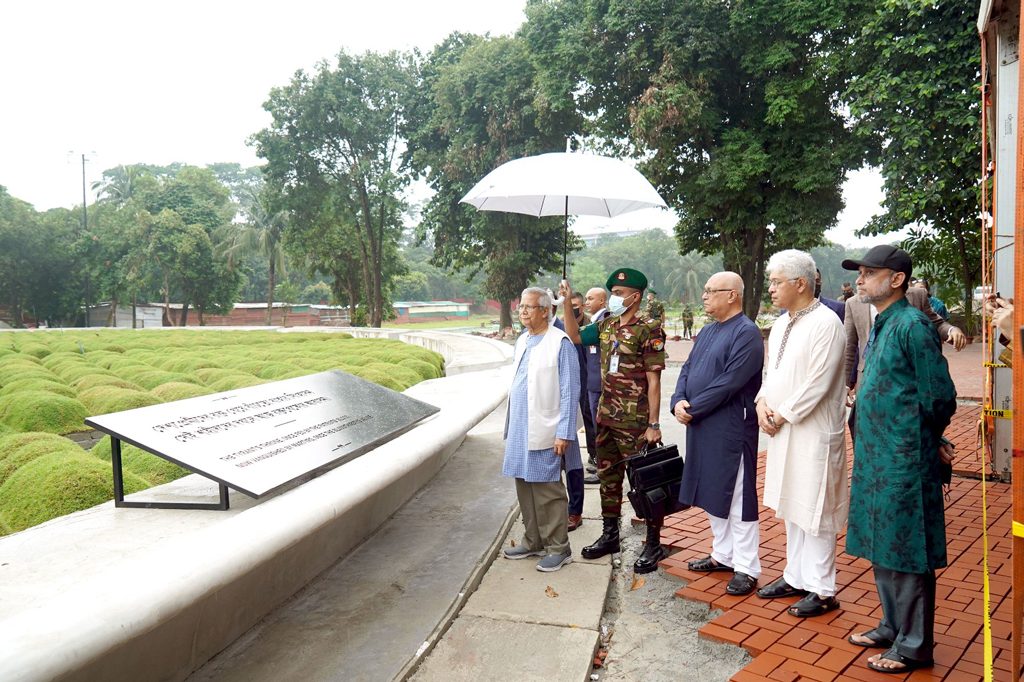 নির্মাণাধীন জুলাই জাদুঘর পরিদর্শন করলেন প্রধান উপদেষ্টা