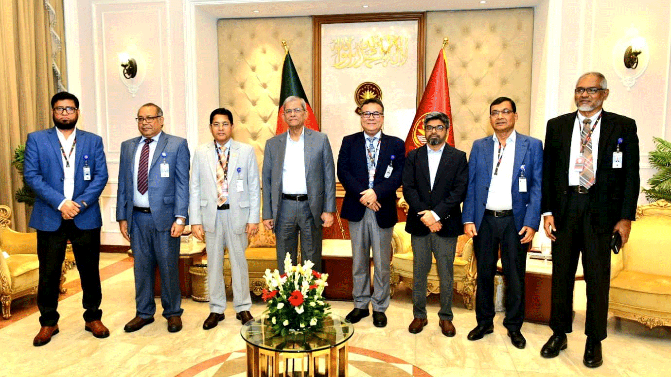 রাষ্ট্রপতির সঙ্গে জাতীয় বিশ্ববিদ্যালয়ের উপাচার্যের সাক্ষাৎ