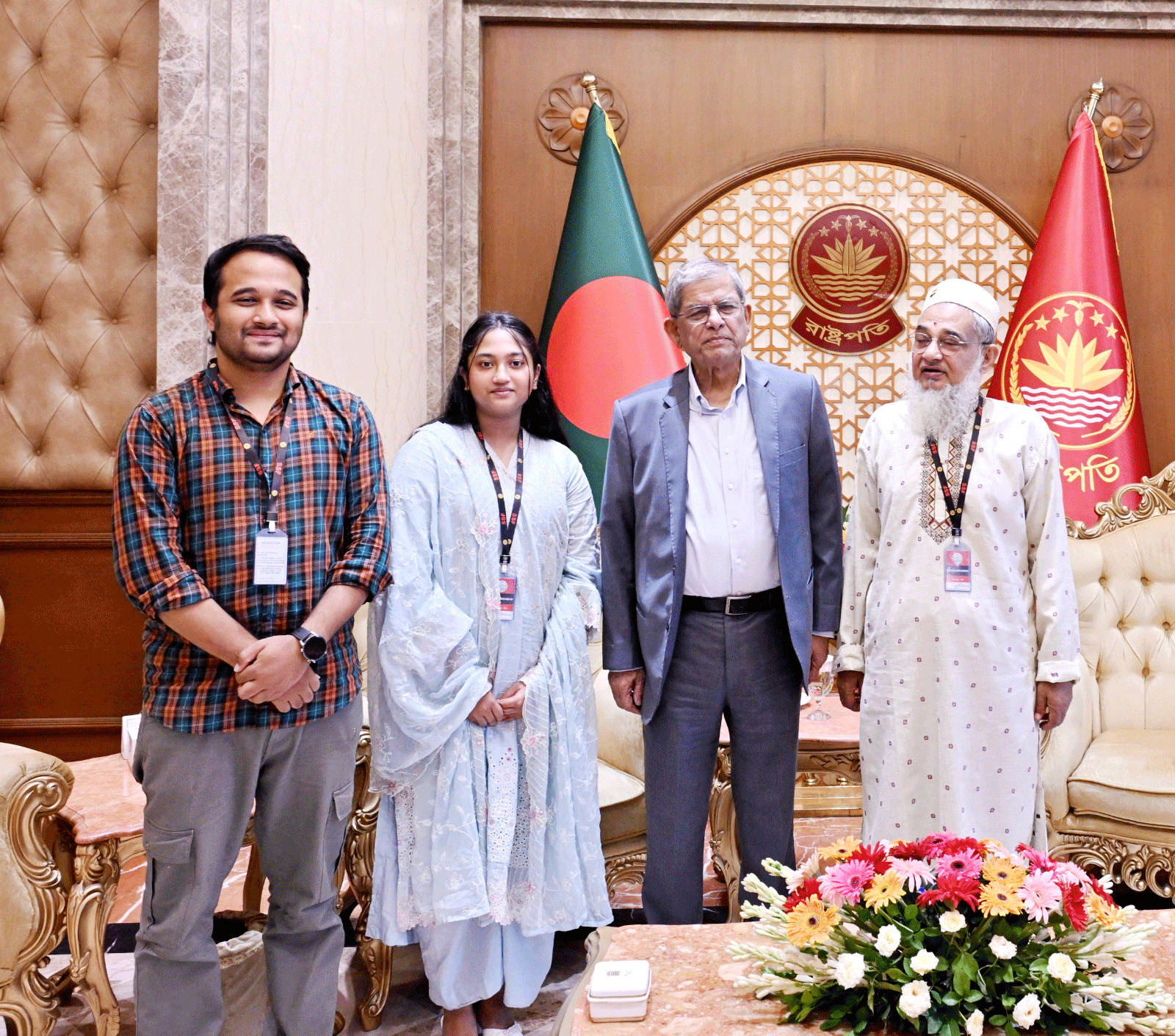 রাষ্ট্রপতির সঙ্গে জুলাই শহীদ মুগ্ধর পরিবারের সদস্যদের সৌজন্য সাক্ষাৎ