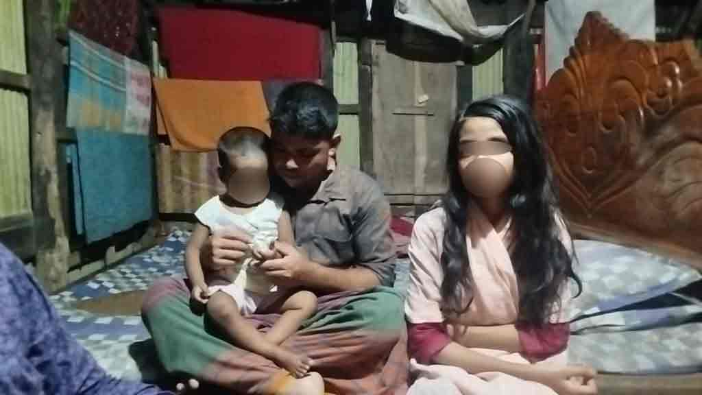 নেছারাবাদে চেতনানাশক স্প্রে ছিটিয়ে দুই শিশুকে নিয়ে যাওয়ার চেষ্টা, অল্পের জন্য রক্ষা