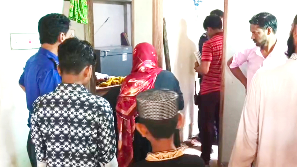 পিরোজপুরে বৃদ্ধার গলাকাটা মরদেহ উদ্ধার