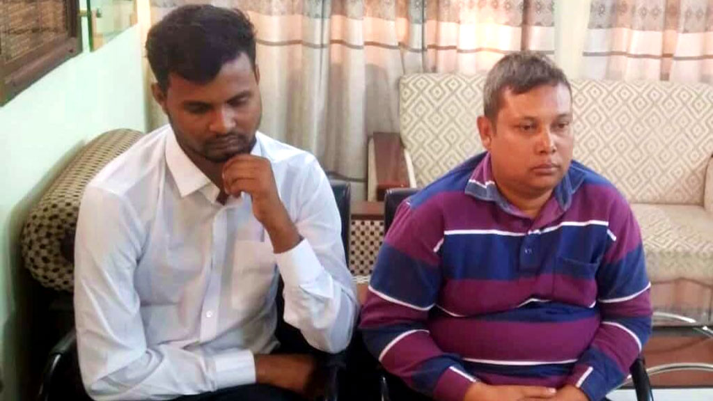 লিখিত পরীক্ষায় প্রক্সি দিয়ে পাস, ভাইভায় ধরা খেলেন দুই পরীক্ষার্থী