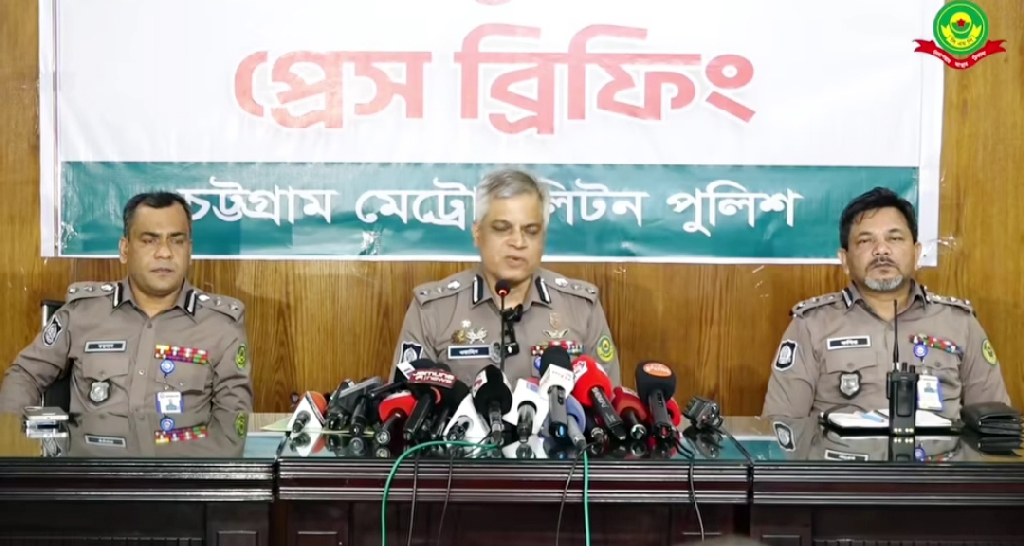 চট্টগ্রামে ব্যবসায়ীর বাড়িতে গুলির ঘটনায় সাঁড়াশি অভিযান