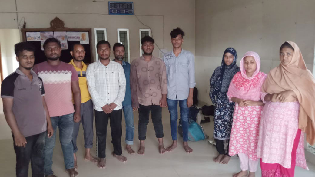 বড়লেখা সীমান্ত দিয়ে ১০ জনকে পুশ ইন বিএসএফের