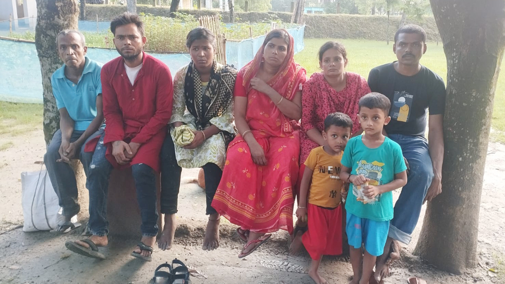 মেহেরপুরে গাংনী সীমান্তে ৮ জনকে পুশইন বিএসএফের