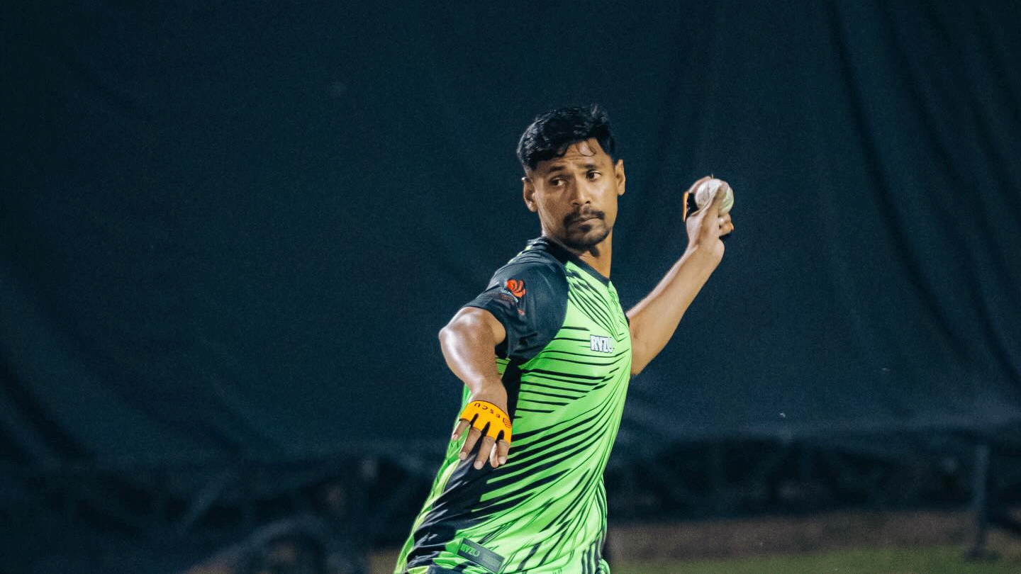 ‘মোস্তাফিজ বিশ্বের সেরা ও শীর্ষস্থানীয় বোলার’