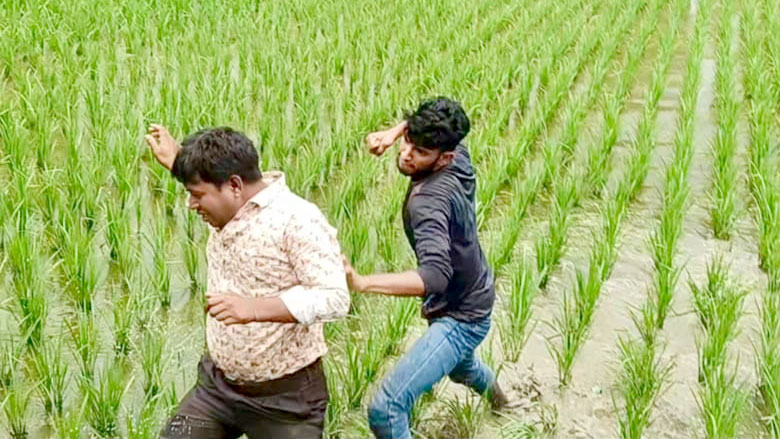 ‘অনিয়ম হয়নি’ বলায় এলজিইডি কর্মচারীকে পিটুনি
