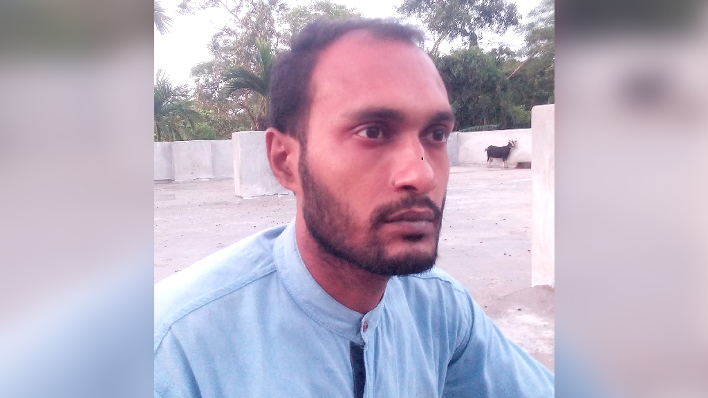 ‘চাঁদা না দিলে এই চরে আর তরমুজ চাষ করতে পারবি না’