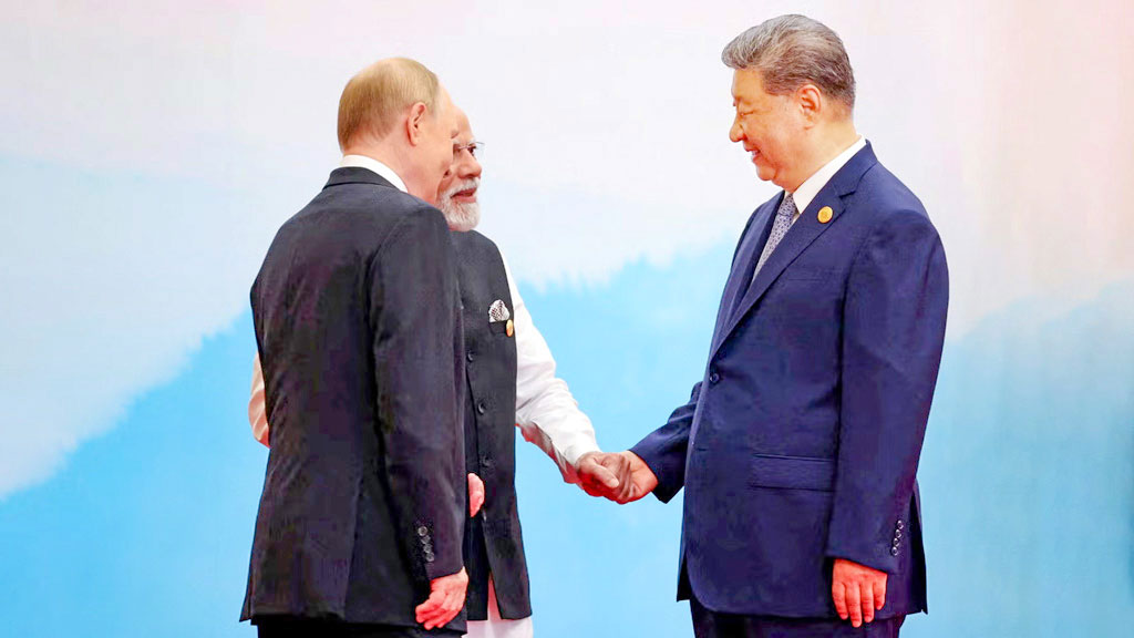 বিশ্বশক্তির মেরুকরণ ও আমাদের ভবিষ্যৎ