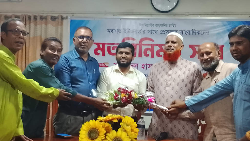 পীরগঞ্জে ইউএনওর সঙ্গে সাংবাদিকদের মতবিনিময় অনুষ্ঠিত