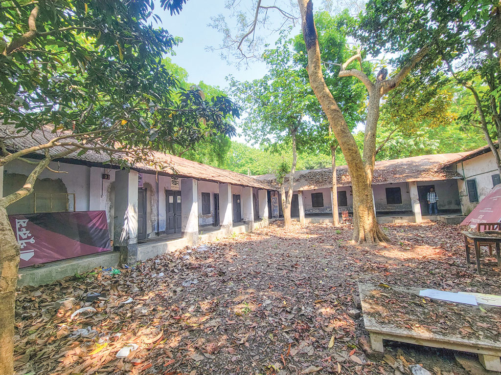 স্থবির রাবির সাংস্কৃতিক অঙ্গন