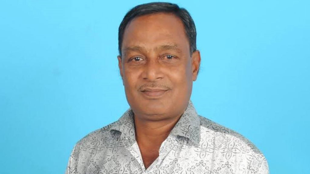 ‘দুর্নীতি জনগণের কাছে প্রমাণিত হওয়ায় পদত্যাগ করছি’—স্বাক্ষর নেওয়া হলো চেয়ারম্যানের