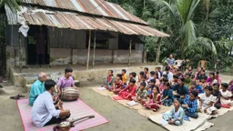 সিংহীমারী গ্রামে শিশুর কণ্ঠে লোকসংস্কৃতি বাঁচানোর লড়াই
