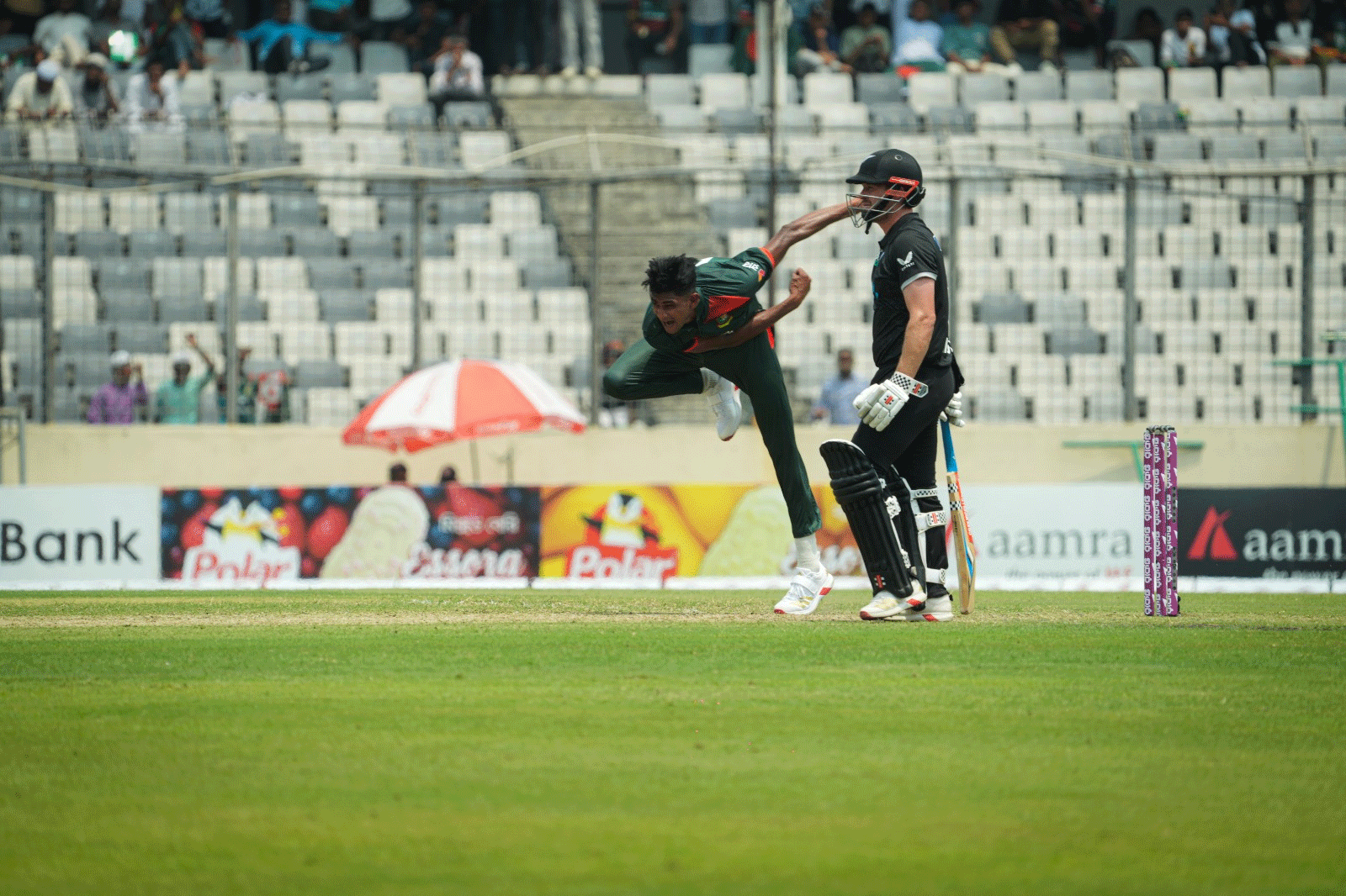 সেই রানাকেই স্বাচ্ছন্দ্যে খেলছে নিউজিল্যান্ড