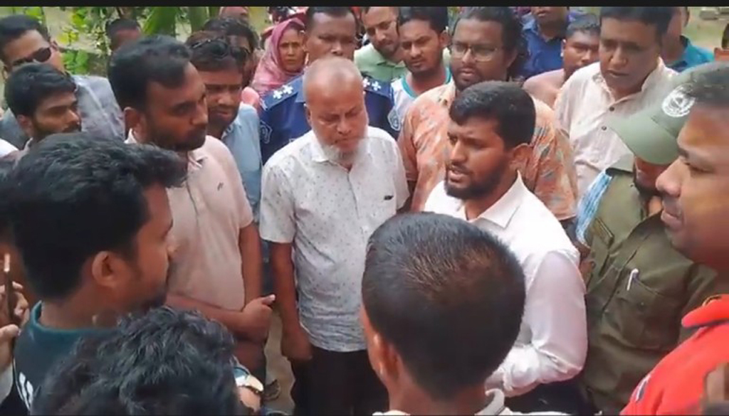 প্রসূতি ও নবজাতকের মৃত্যু: পীরগঞ্জে নগর মাতৃসদনের কার্যক্রম বন্ধ ঘোষণা