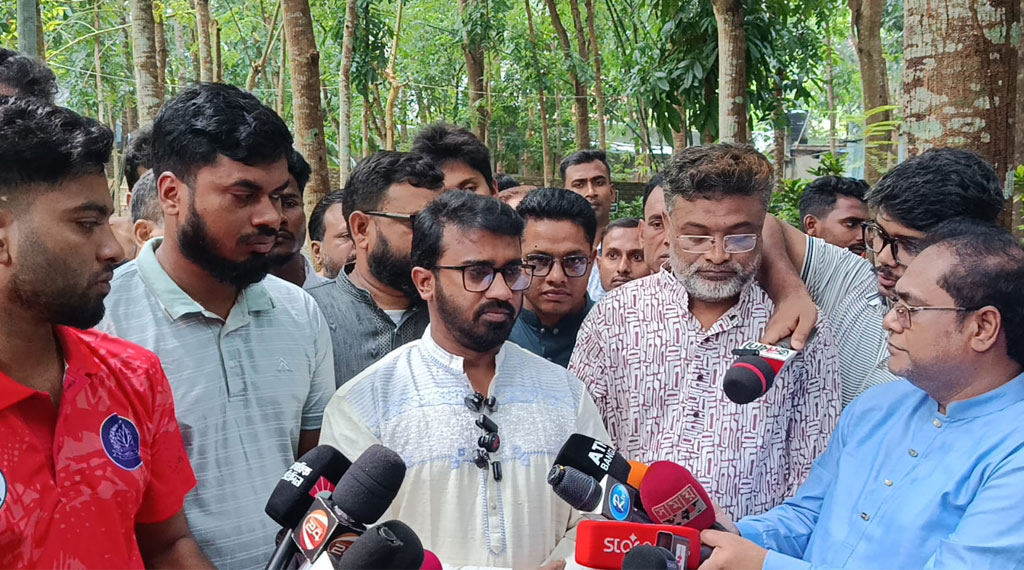 জামায়াত আমিরের মানবতাবিরোধী অপরাধেও এনসিপি নীরব কেন—প্রশ্ন রাশেদ খানের