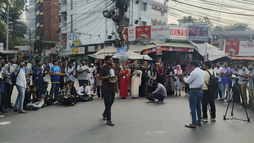 রাবি শিক্ষার্থীদের ওপর হামলা, সন্দেহের তালিকায় ৪