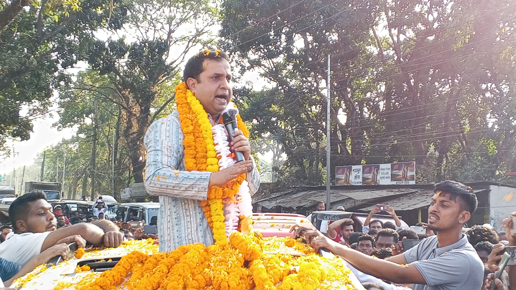 হালুয়াঘাট-ধোবাউড়া ‘চাঁদাবাজমুক্ত’ করার ঘোষণা