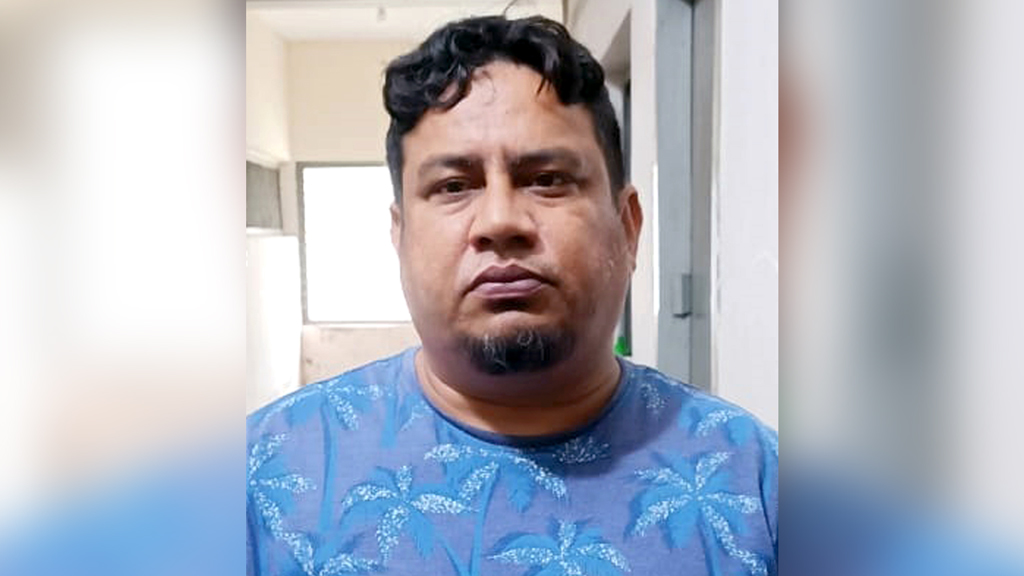 বিস্ফোরক মামলায় আ.লীগ নেতা গ্রেপ্তার