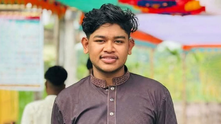 সিংগাইরে তুচ্ছ ঘটনায় কিশোরকে কুপিয়ে হত্যা