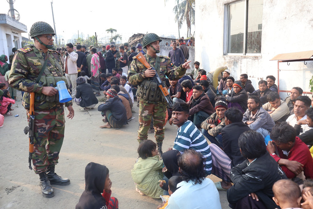 চন্দনাইশে ৩৪৫ রোহিঙ্গা আটক