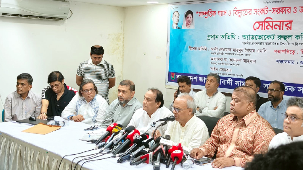 গ্যাস ও বিদ্যুৎ-সংকটকে রাজনৈতিক ইস্যু বানিয়ে বিভ্রান্তি ছড়ানো হচ্ছে: রিজভী