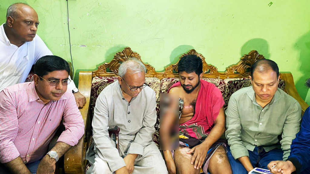 প্রশাসনের ভেতরেই আওয়ামী লীগের দোসর বসে আছে: রিজভী
