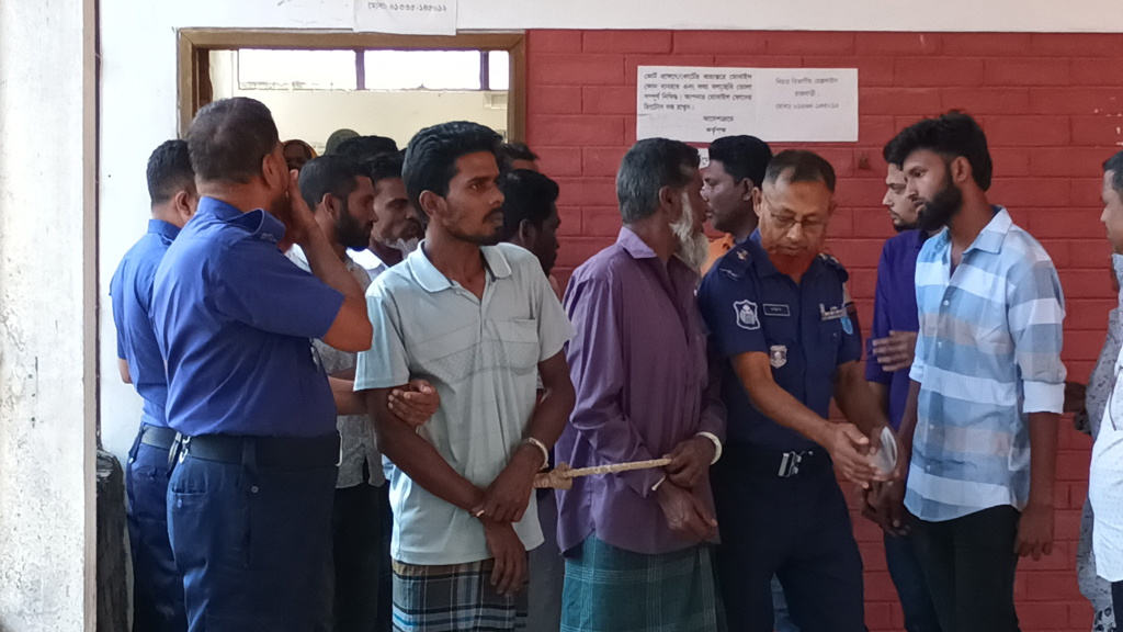 রাজবাড়ীতে হত্যা মামলায় ১০ জনের যাবজ্জীবন