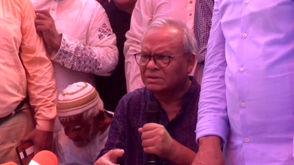 জুলাই সনদে বিএনপির স্বাক্ষরিত পাতা নেই, অন্য পাতা জমা দিয়েছে: রিজভী