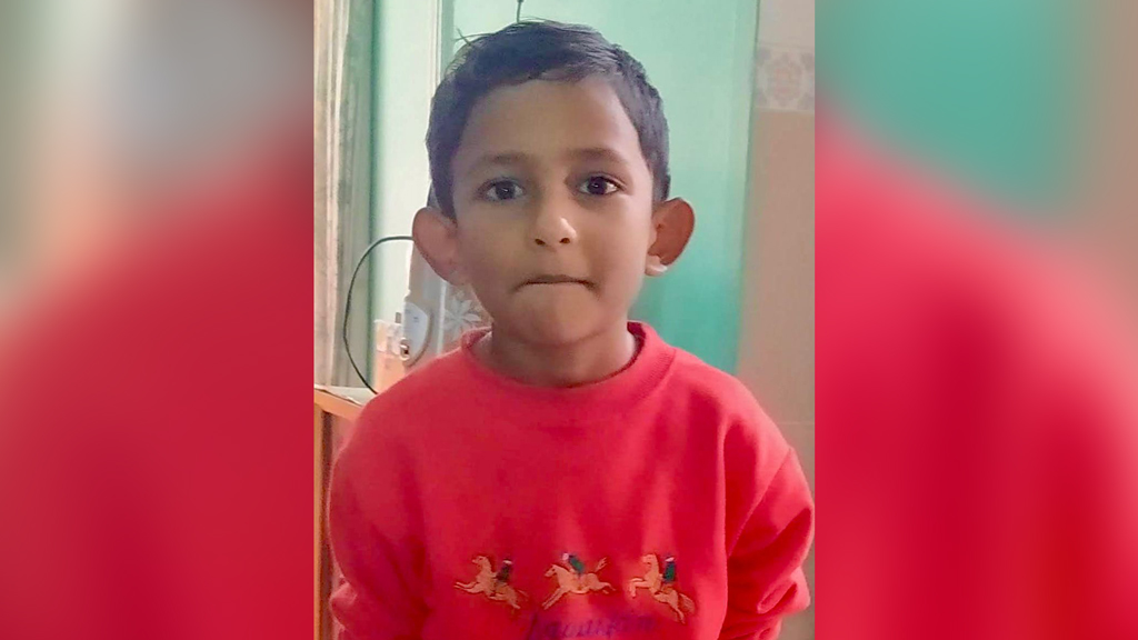 ধানখেতে শিশুর মরদেহ, গলায় প্যাঁচানো বেল্ট