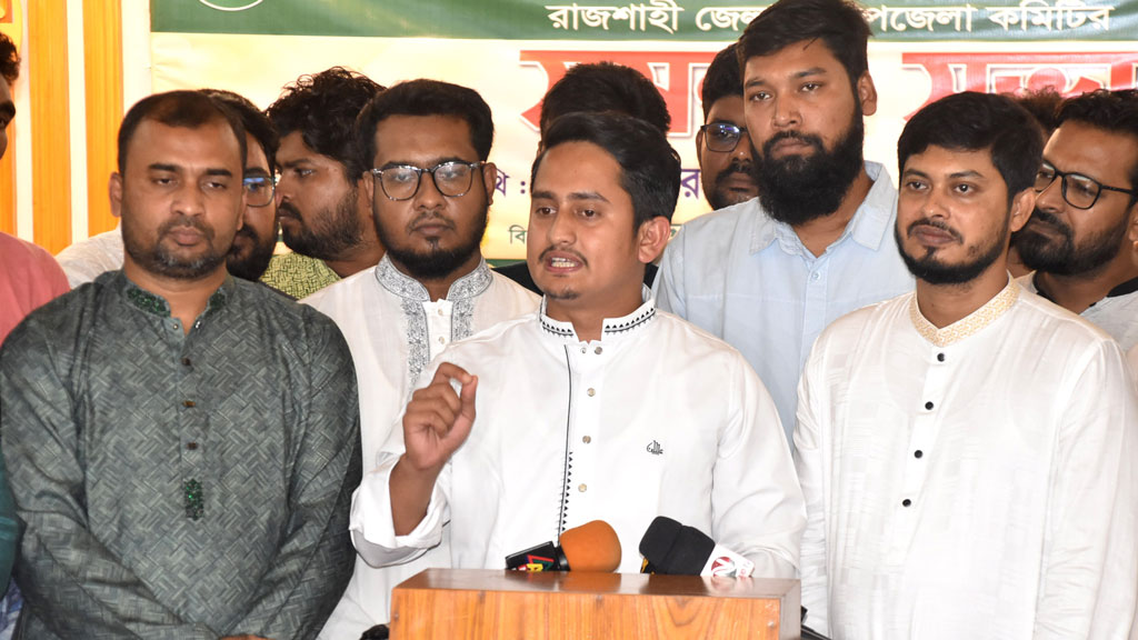 তাঁদের চরিত্রের শেষটা দেখতে চাই—উপদেষ্টাদের নিয়ে সারজিস