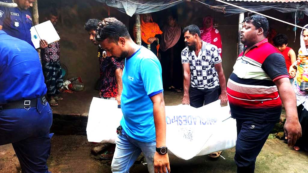 মা, আমার ওপর গজব চলছে—বলার পরই গৃহবধূর মরদেহ উদ্ধার