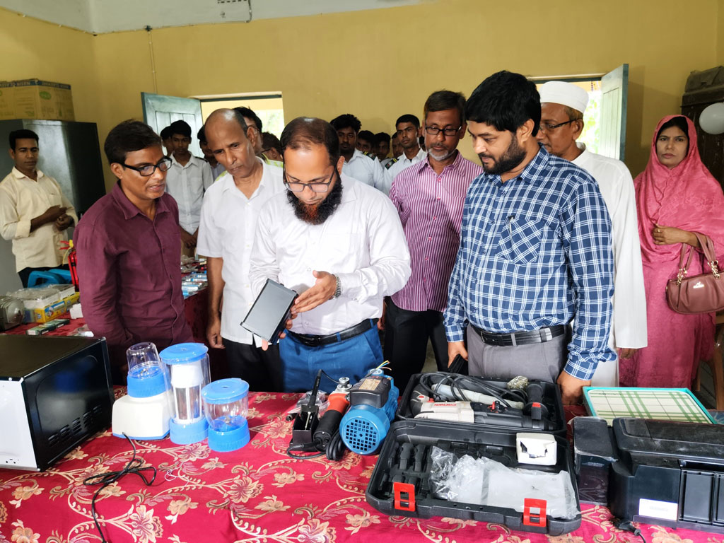 টিআর কর্মসূচিতে ব্যতিক্রমী উদ্যোগ, হাতে-কলমে শিখবে শিক্ষার্থীরা