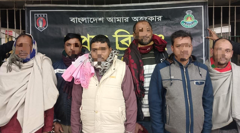 ভ্যানচালক ফারুক হত্যা মামলার ৬ আসামি পালানোর সময় গ্রেপ্তার