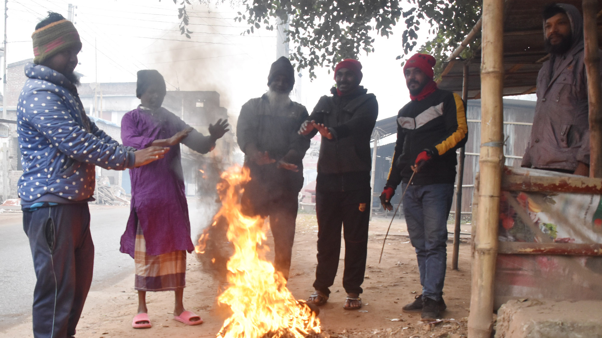 মৌসুমের সর্বনিম্ন তাপমাত্রায় কাঁপছে রাজশাহী