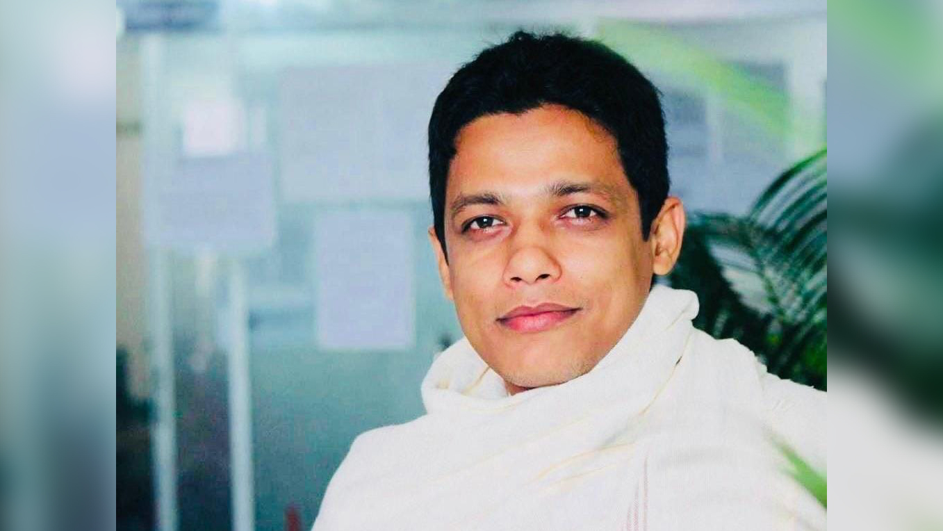 প্রতীক বরাদ্দের আগেই ফেসবুকে প্রচার, প্রার্থীকে আদালতে তলব