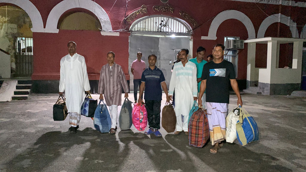 হত্যা মামলায় যাবজ্জীবন দণ্ড মওকুফ, কারামুক্ত রাজশাহীর ৭ বন্দী