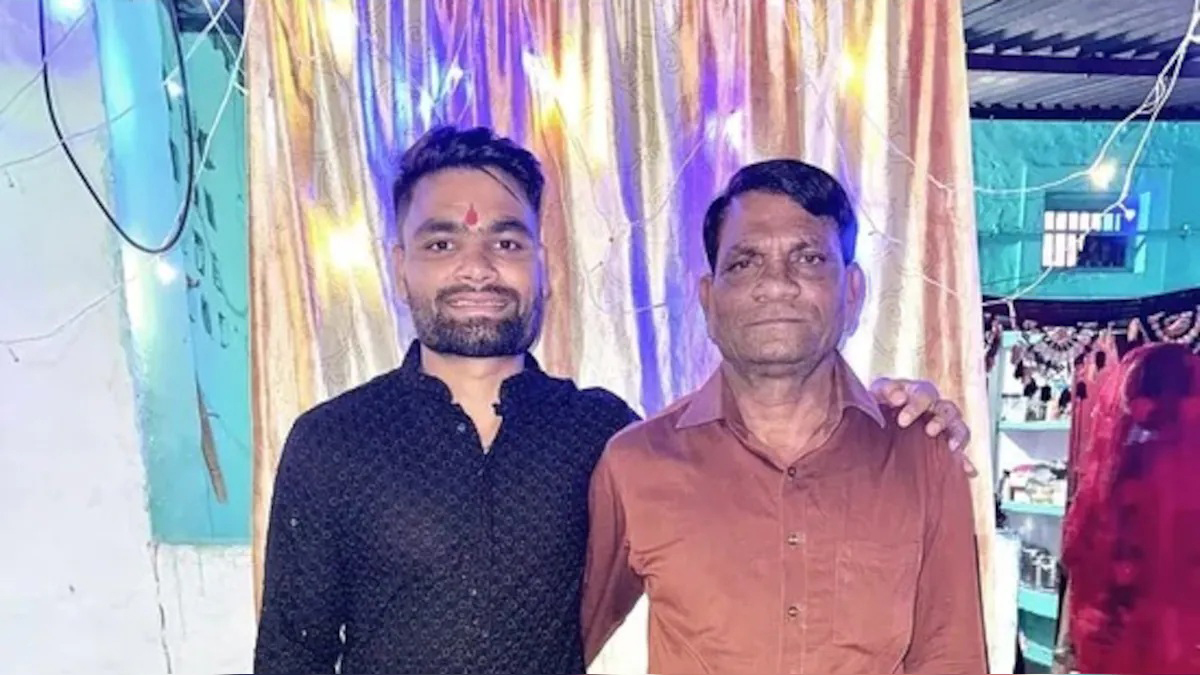বিশ্বকাপের মাঝে বাবা হারালেন ভারতীয় ক্রিকেটার