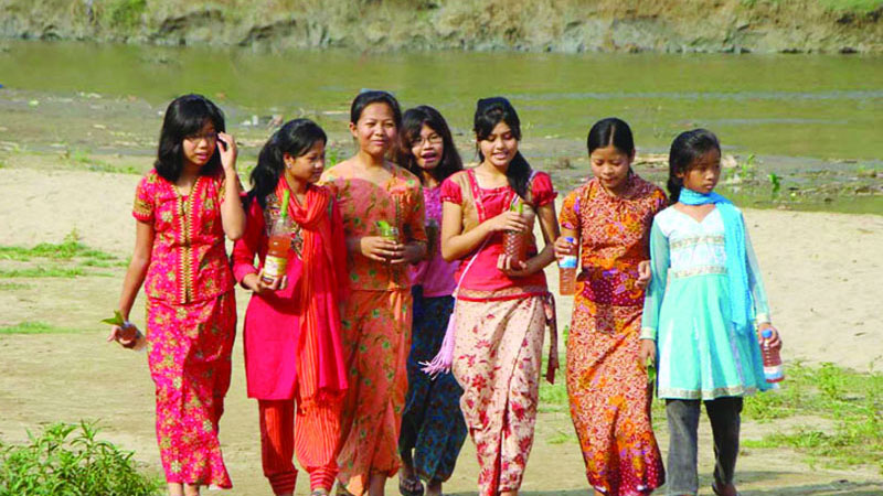 হারিয়ে যাওয়ার পথে রাখাইন ভাষা