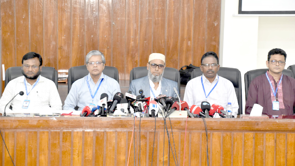 রাকসু নির্বাচন: ভোট জালিয়াতি ঠেকাতে তিন স্তরের নজরদারিতে থাকবে ভোটার