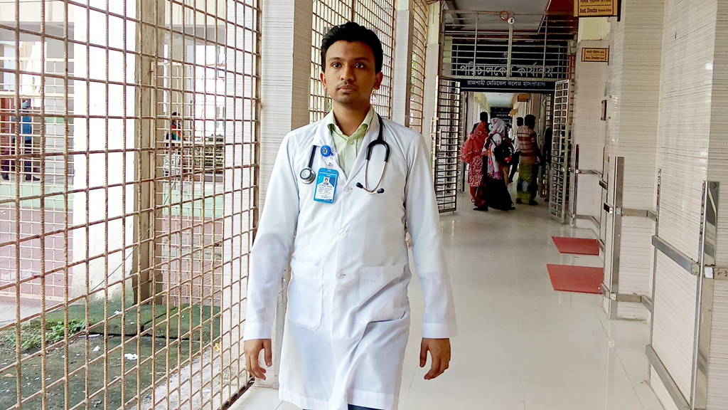 চিকিৎসক হওয়ার আগেই শীর্ষ সবার শীর্ষে