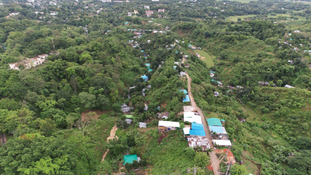 রাঙামাটিতে পাহাড়ধস এড়াতে বৃষ্টির পানি নামার নালা তৈরির দাবি