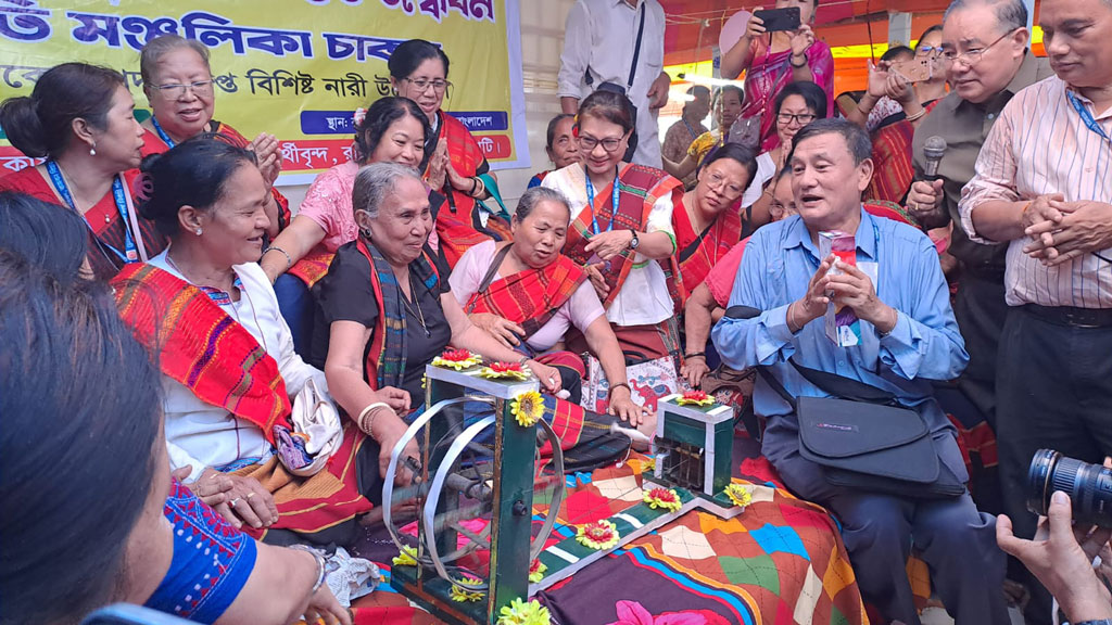 রাজবন বিহারে দুই দিনব্যাপী কঠিন চীবর দান উৎসব শুরু