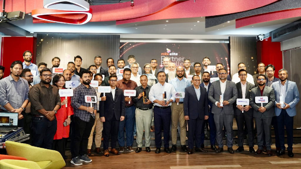 রবি এলিট পার্টনারস এক্সিলেন্স অ্যাওয়ার্ড পেল ২০ প্রতিষ্ঠান